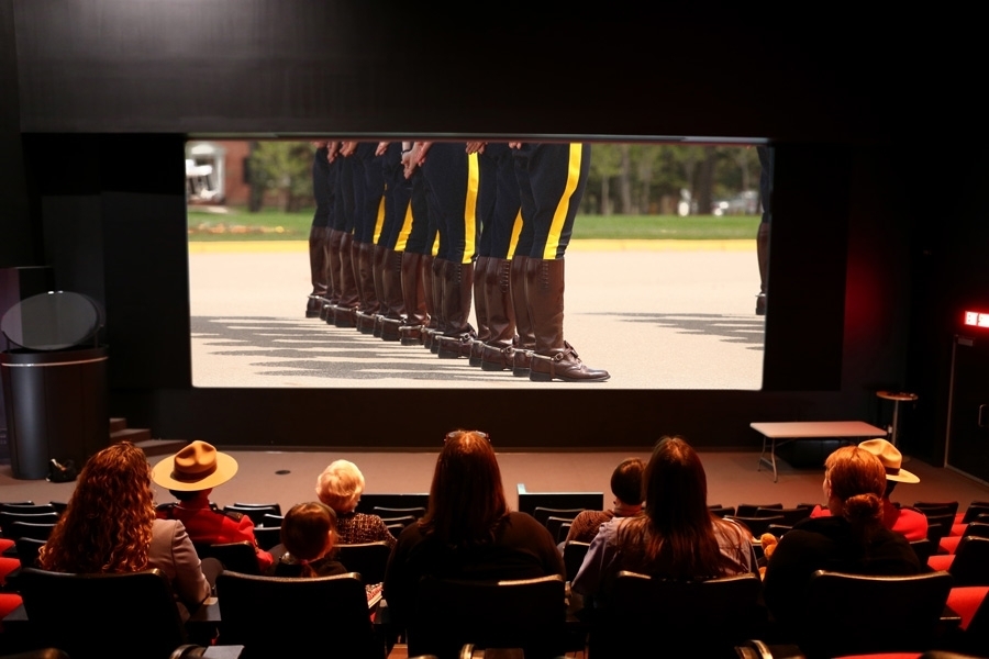 Virtual programming theatre experience